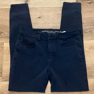 American Eagle Hi-Rise Jegging size 6